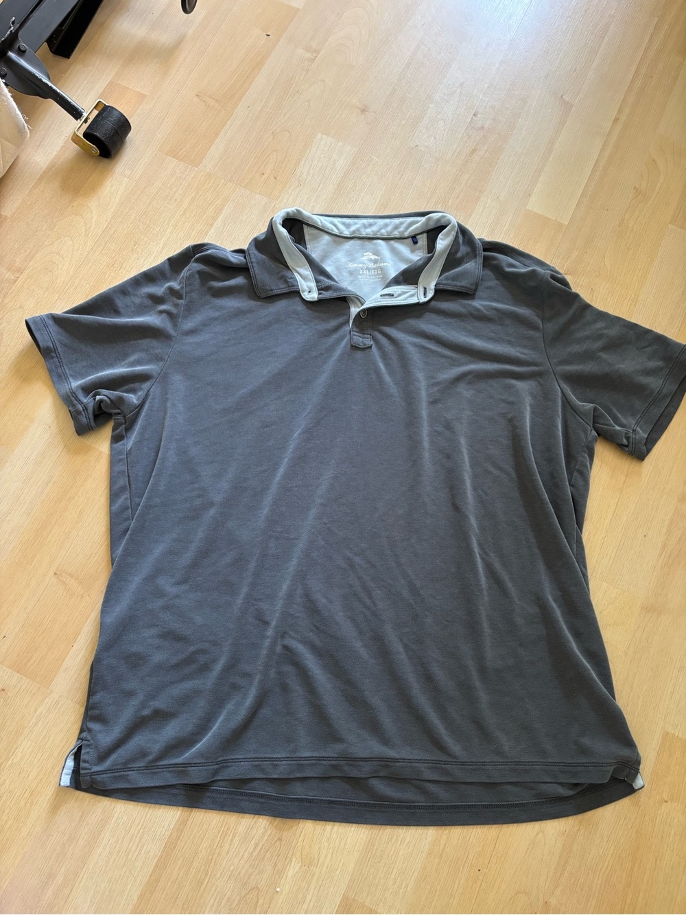 Tommy Bahama Charcoal Grey Polo with Light Grey Contrast Collar Men XXL